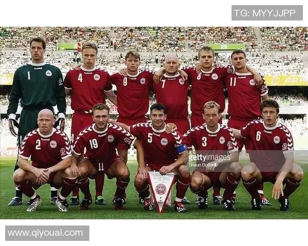 丹麦足球球星的辉煌瞬间与赛场风云全景解读