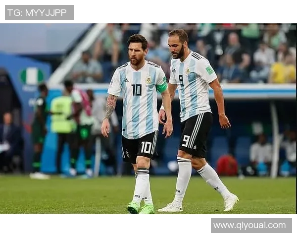 足球圈开黑球星盘点那些与队友默契十足的合作伙伴 足球圈开黑球星盘点那些与队友默契十足的合作伙伴